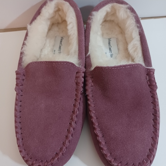 Vermont County Store Woman's Leather/Sherling Rose Pink Slippers Size 6M - Picture 3 of 15